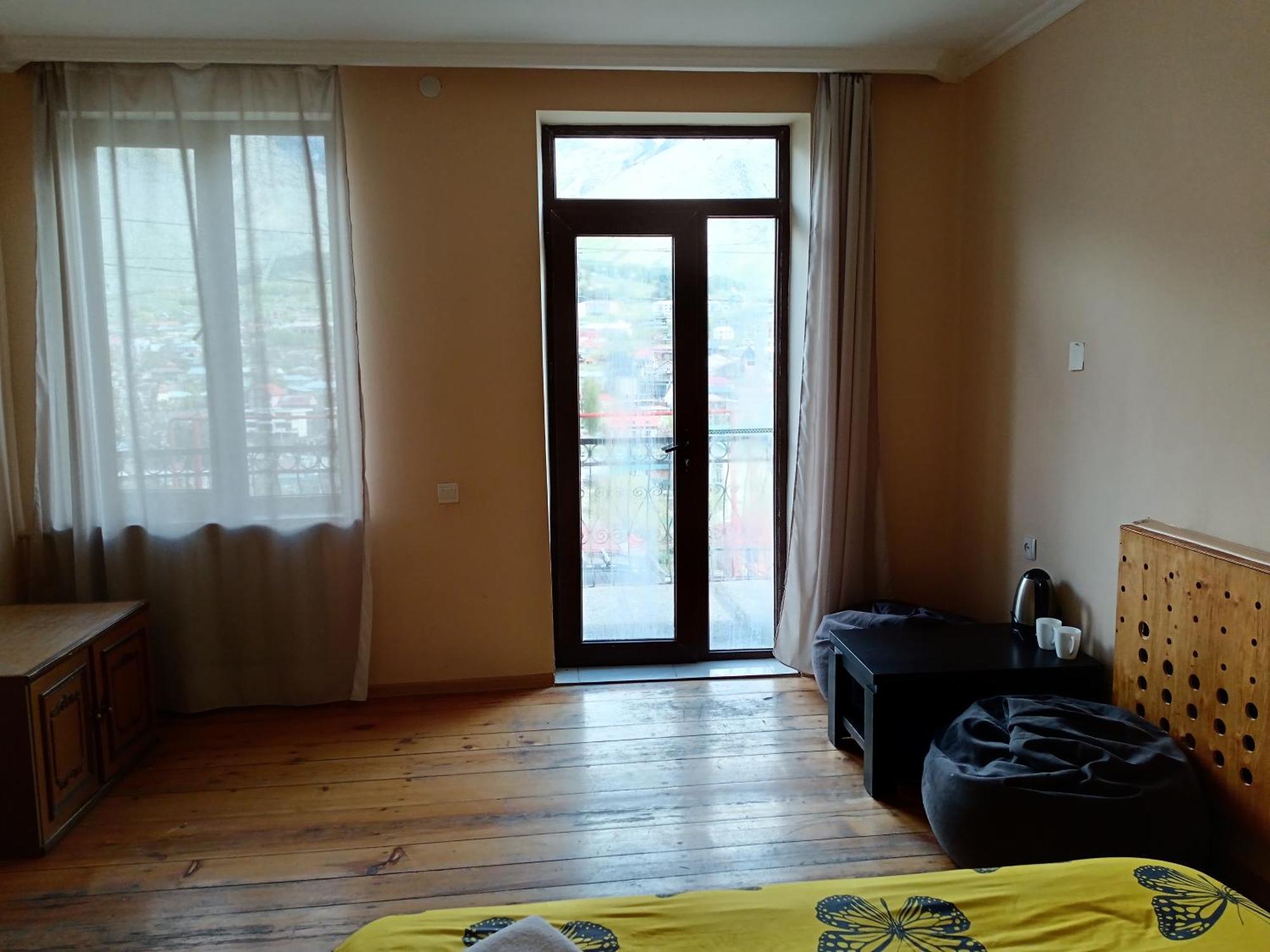 Belas Guesthouse Kazbegi Dış mekan fotoğraf